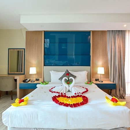 Al Mansour Suites Hotel Ντόχα Εξωτερικό φωτογραφία