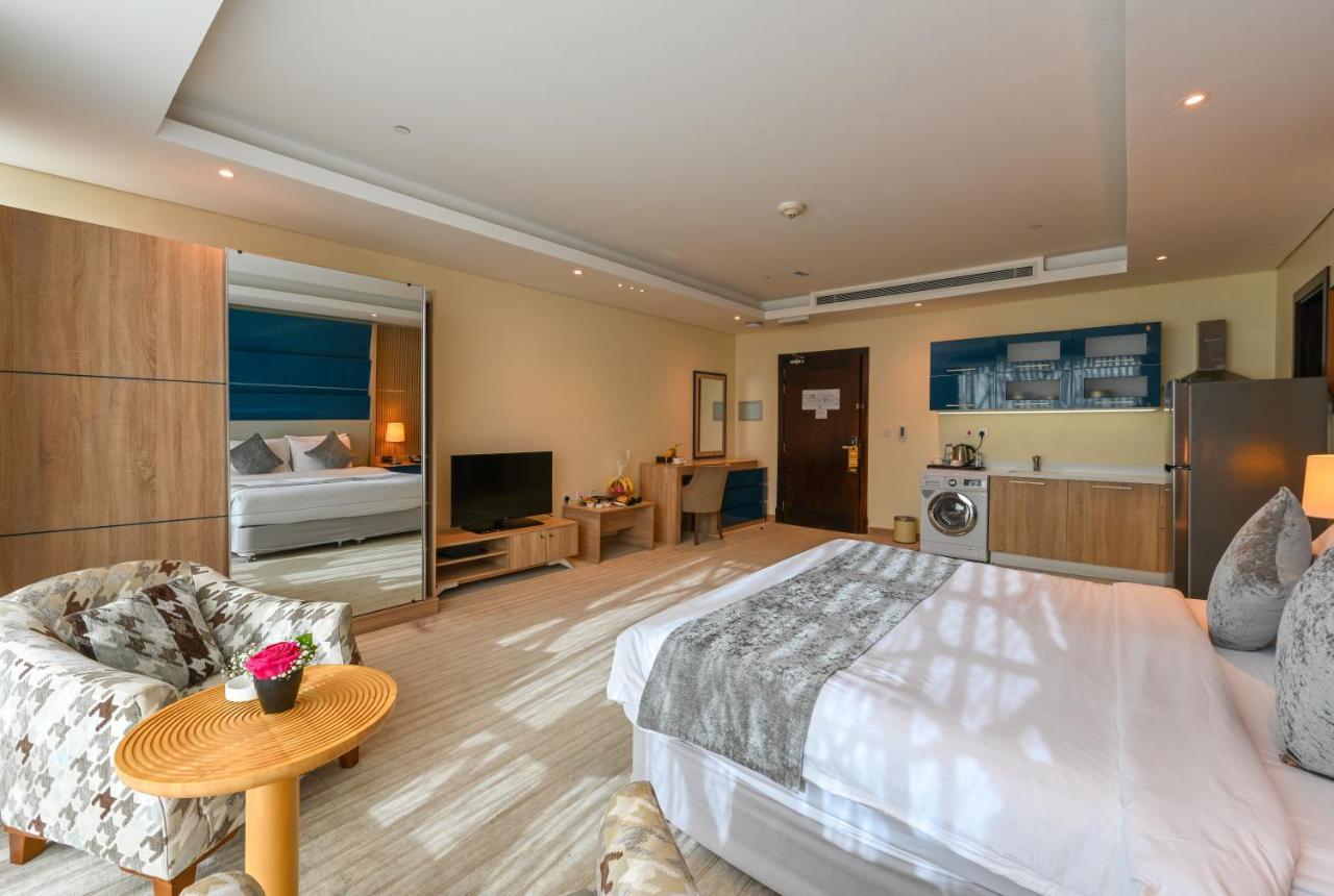 Al Mansour Suites Hotel Ντόχα Εξωτερικό φωτογραφία