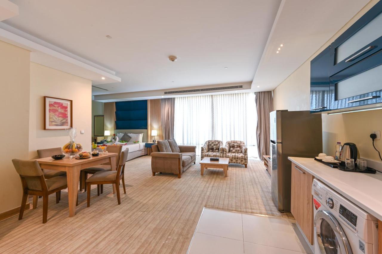 Al Mansour Suites Hotel Ντόχα Εξωτερικό φωτογραφία