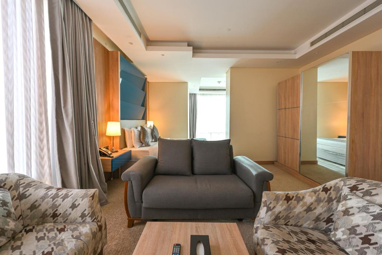 Al Mansour Suites Hotel Ντόχα Εξωτερικό φωτογραφία