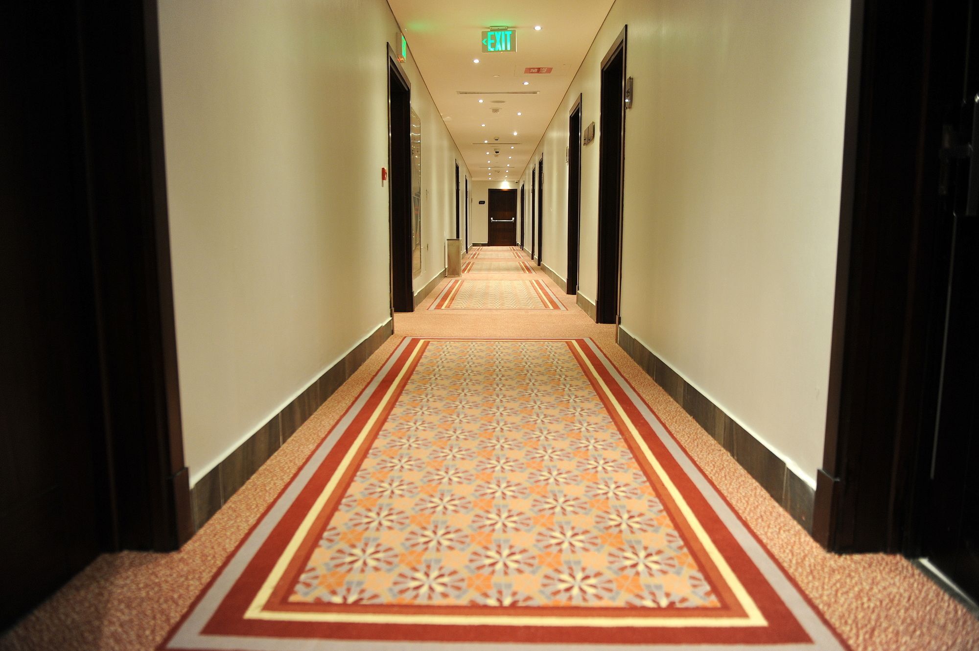 Al Mansour Suites Hotel Ντόχα Εξωτερικό φωτογραφία